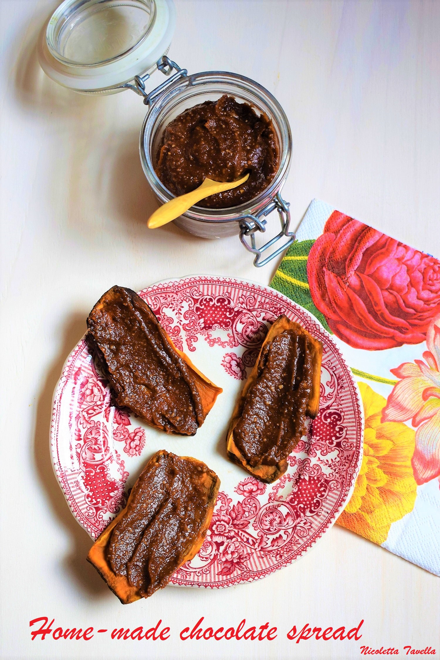 home-made healthy chocolate spread 